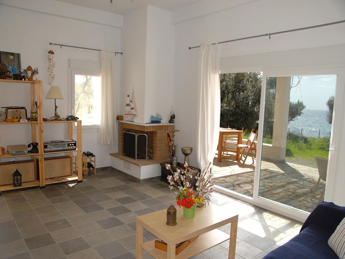 Melinda Holiday House Plomari Rom bilde